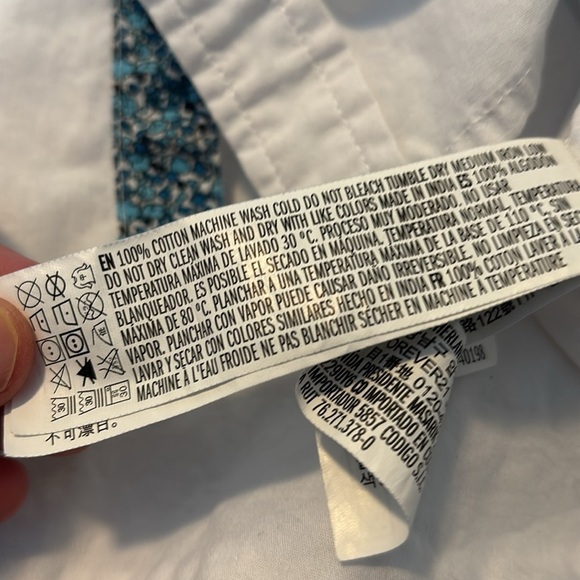 Zipcode men’s white and blue floral short sleeve button down shirt size small - Picture 8 of 9